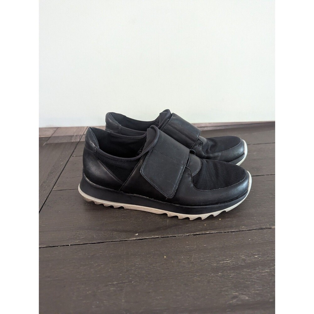 Designer Eileen Fisher Black Sneakers Sz 6m Quiet Luxury Minimalist Comfort